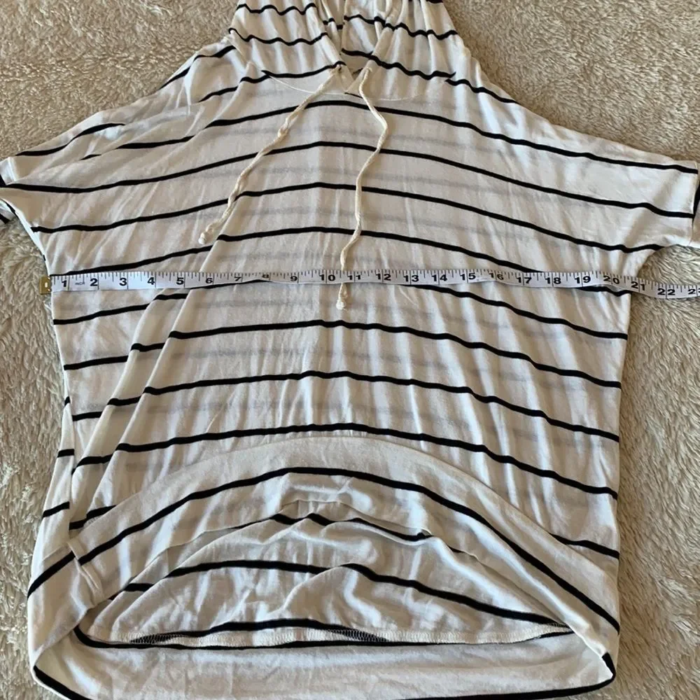 Hoodie Tee - Picture 14 of 16